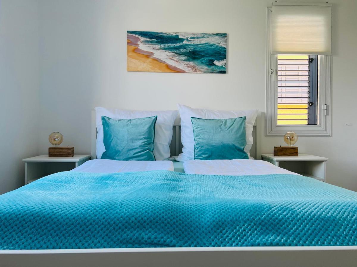 Ocean Sunset Apartment Paphos Exterior photo