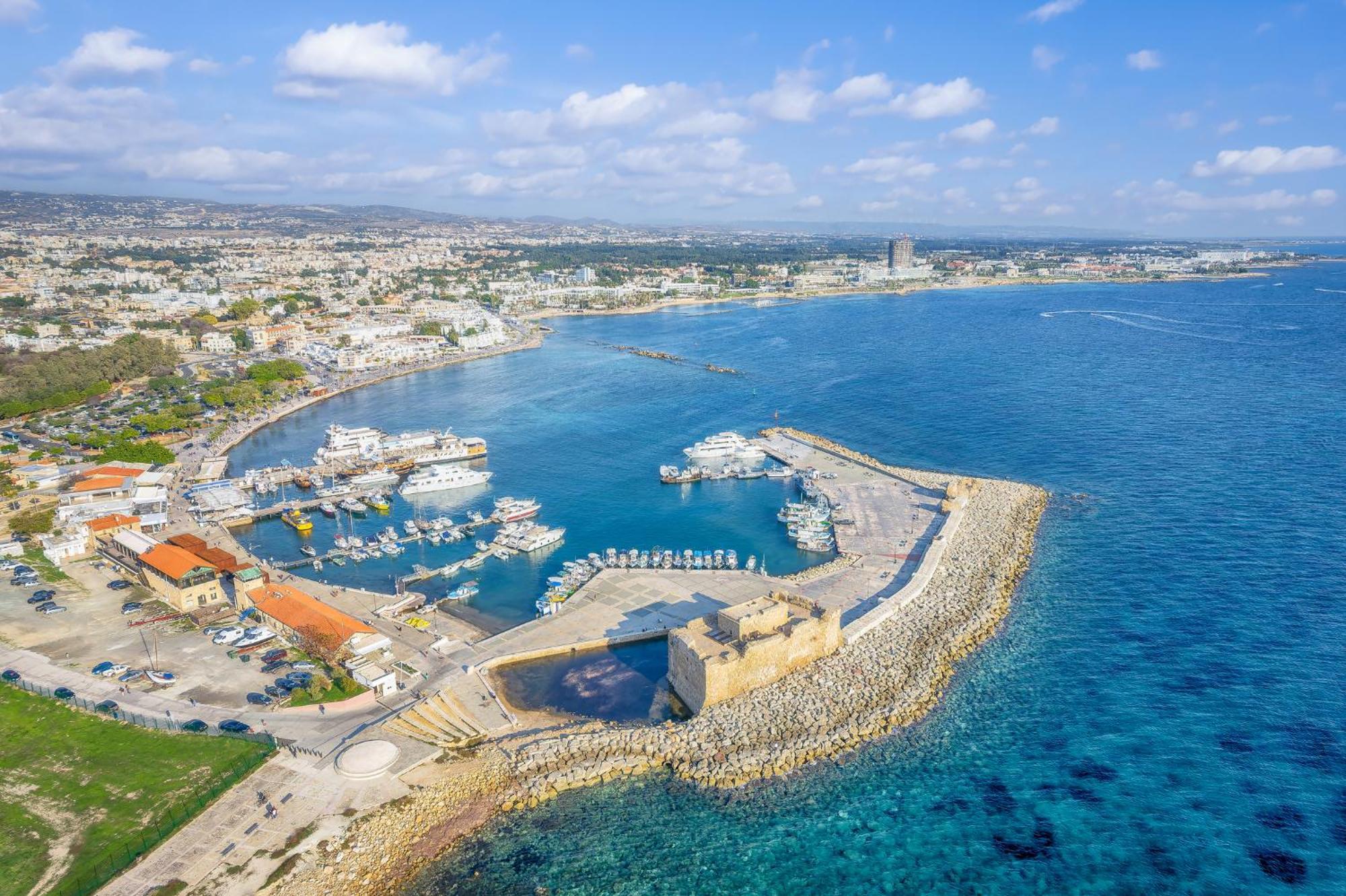 Ocean Sunset Apartment Paphos Exterior photo