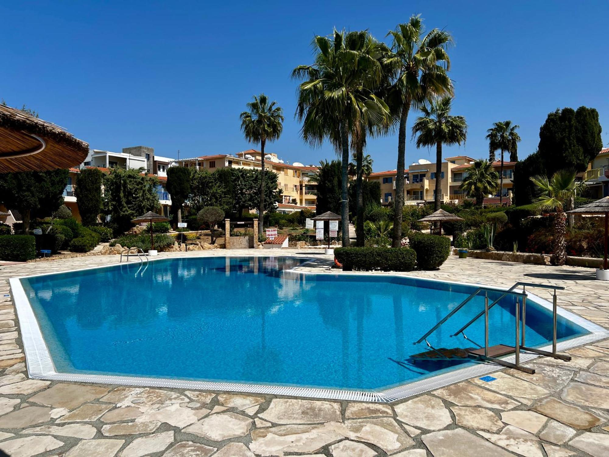 Ocean Sunset Apartment Paphos Exterior photo