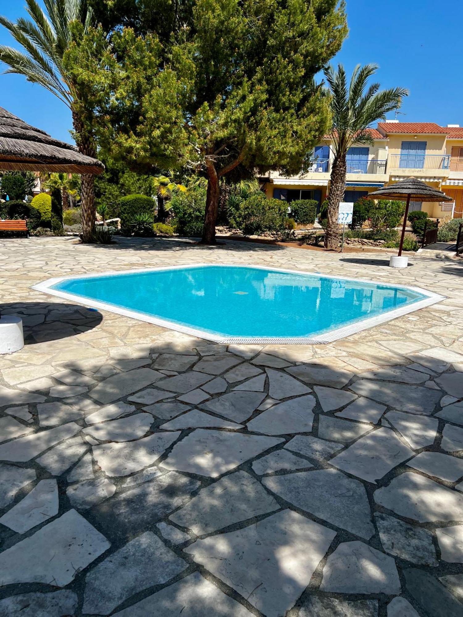 Ocean Sunset Apartment Paphos Exterior photo